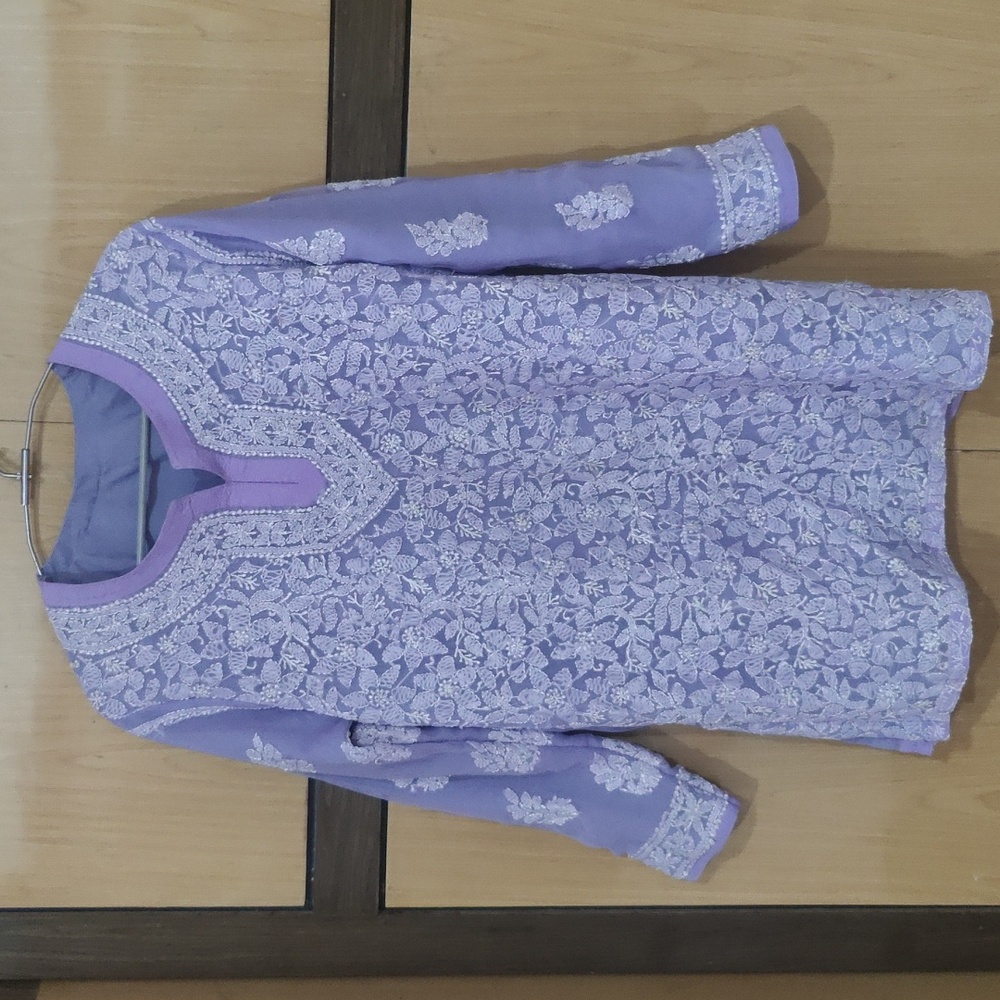 ❌❌sold❌❌Lavender chikankari - Picture 1 of 6